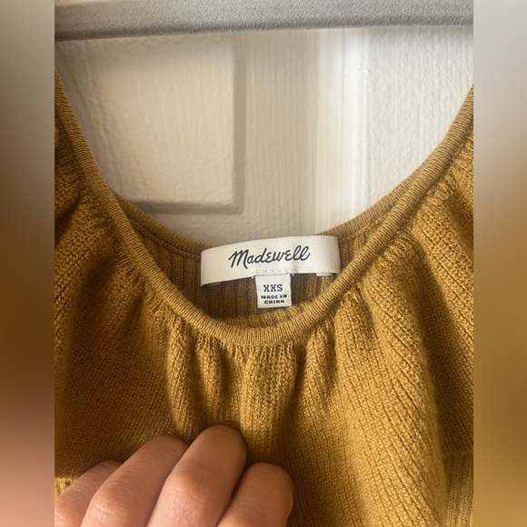 Madewell Women’s knit top - Picture 2 of 3